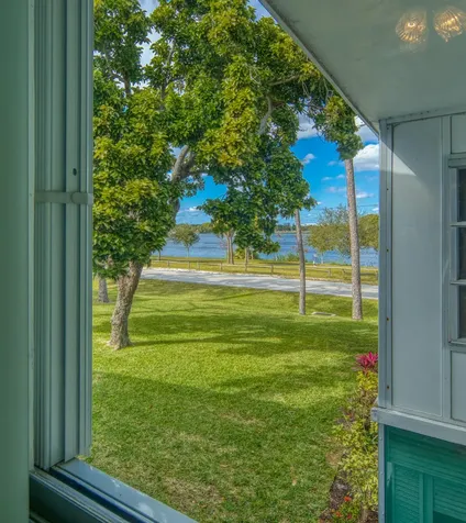 2004 Lake Osborne Drive Lake Worth Beach FL 33461