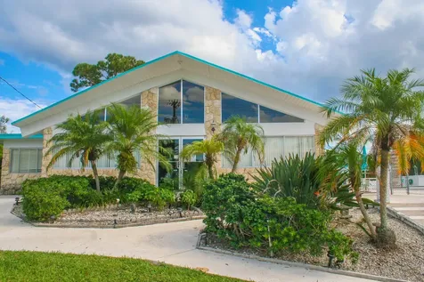 2004 Lake Osborne Drive Lake Worth Beach FL 33461
