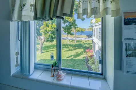 2004 Lake Osborne Drive Lake Worth Beach FL 33461