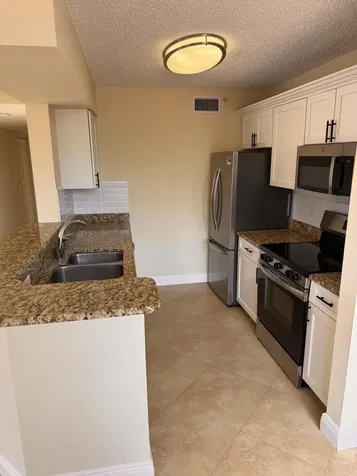 1000 Scotia Drive Hypoluxo FL 33462