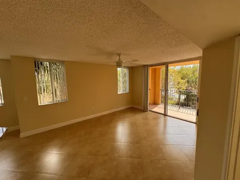1000 Scotia Drive Hypoluxo FL 33462