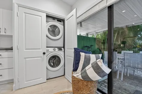 2904 Spanish Trail Delray Beach FL 33483