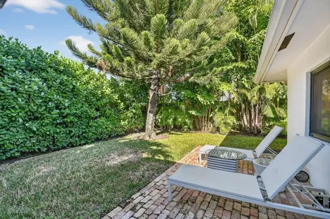 2904 Spanish Trail Delray Beach FL 33483