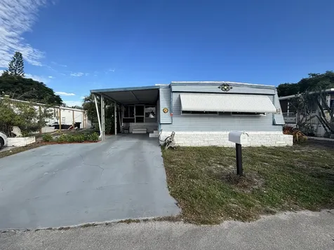 4912 Nw 3rd Ave, Lot 940 Deerfield Beach FL 33064