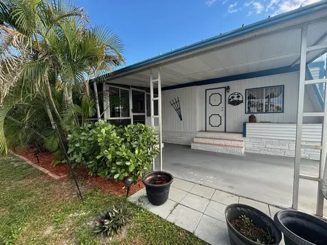 4912 Nw 3rd Ave, Lot 940 Deerfield Beach FL 33064
