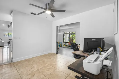 1948 Sw 36th Avenue Delray Beach FL 33445