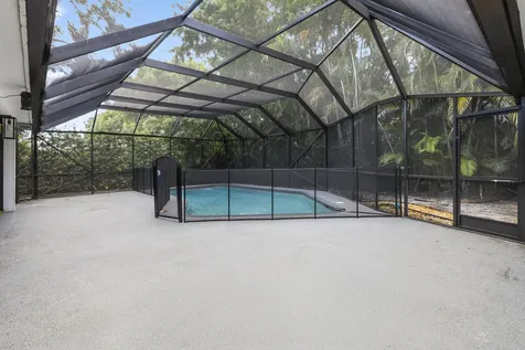 1948 Sw 36th Avenue Delray Beach FL 33445