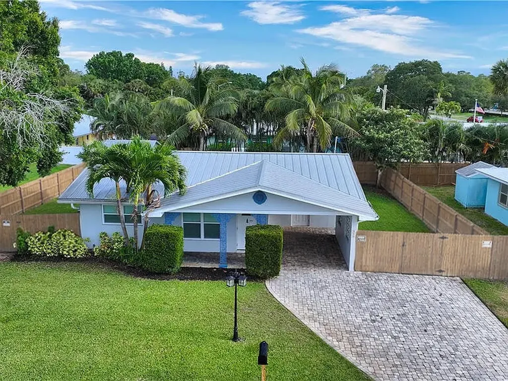 555 20th Street Vero Beach FL 32960