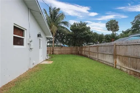 555 20th Street Vero Beach FL 32960