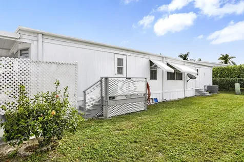 14018 Kingston Bay Boynton Beach FL 33436