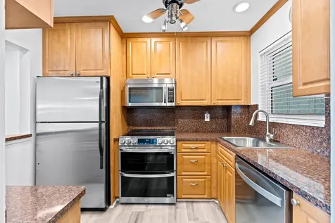 646 Snug Harbor Drive Boynton Beach FL 33435