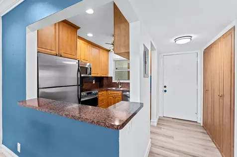 646 Snug Harbor Drive Boynton Beach FL 33435