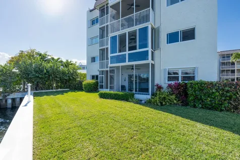 646 Snug Harbor Drive Boynton Beach FL 33435