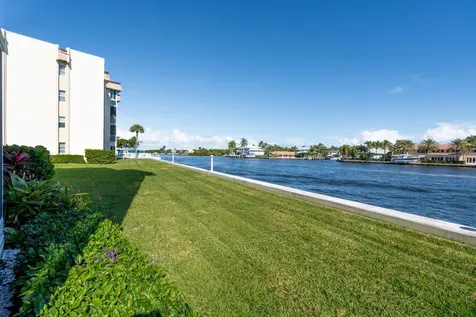 646 Snug Harbor Drive Boynton Beach FL 33435