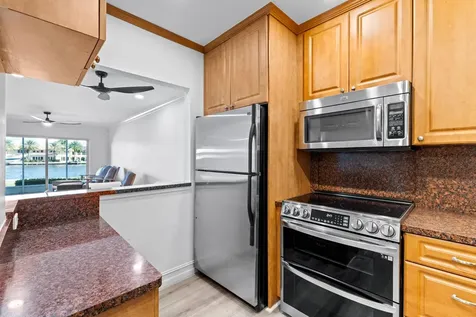 646 Snug Harbor Drive Boynton Beach FL 33435