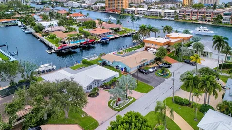 2739 Ne 10th Street Pompano Beach FL 33062