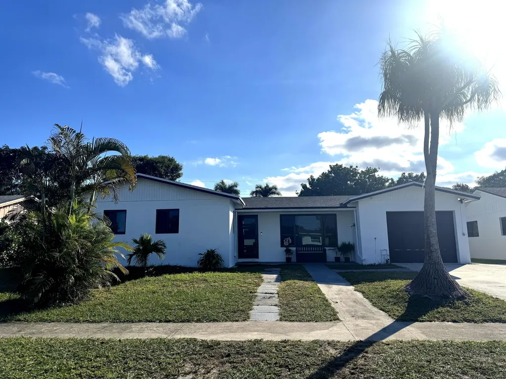4170 Sussex Avenue Lake Worth FL 33461