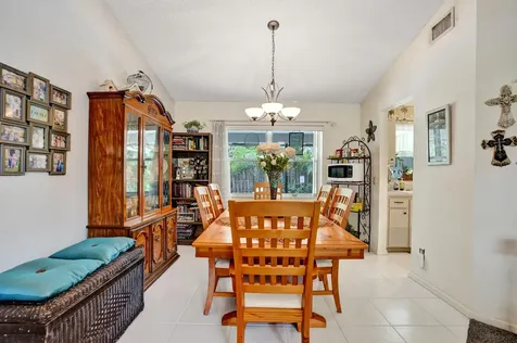 194 Parkwood Drive Royal Palm Beach FL 33411