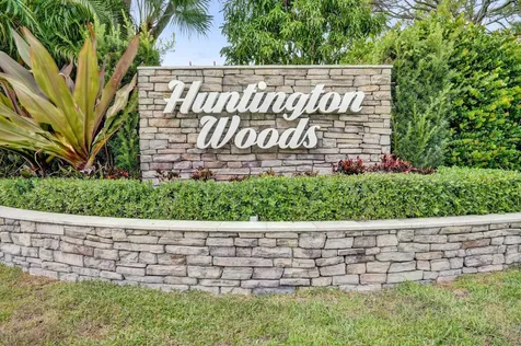 194 Parkwood Drive Royal Palm Beach FL 33411