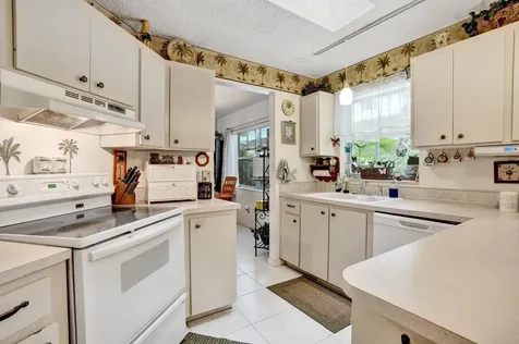 194 Parkwood Drive Royal Palm Beach FL 33411