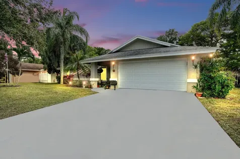 194 Parkwood Drive Royal Palm Beach FL 33411