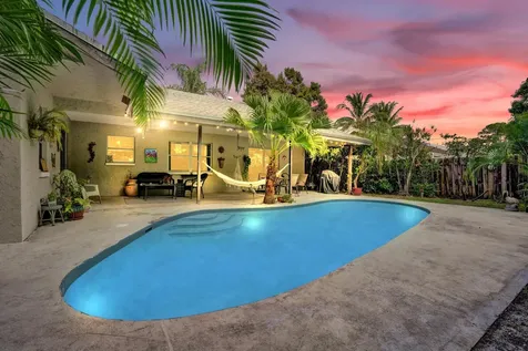 194 Parkwood Drive Royal Palm Beach FL 33411