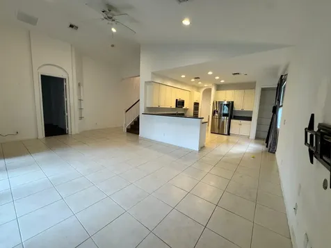 4910 SE Askew Avenue Stuart FL 34997