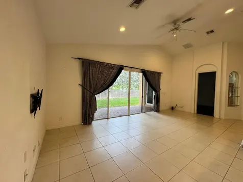 4910 SE Askew Avenue Stuart FL 34997
