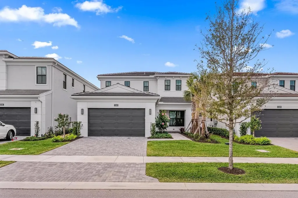13185 Faberge Place Palm Beach Gardens FL 33418