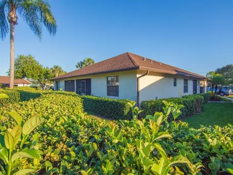 1607 Laurel Leaf Lane Fort Pierce FL 34950