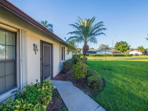 1607 Laurel Leaf Lane Fort Pierce FL 34950