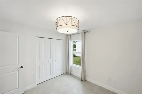 6205 Nw Sweetwood Drive Port Saint Lucie FL 34987