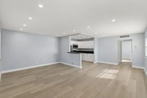171 Monaco D Delray Beach FL 33446