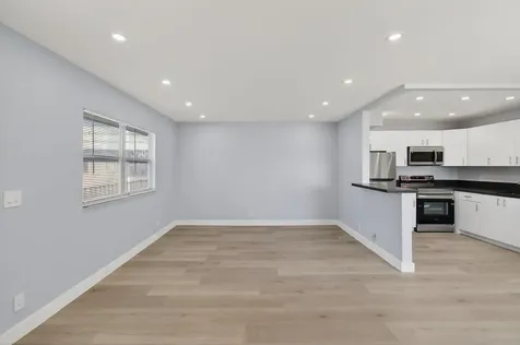 171 Monaco D Delray Beach FL 33446