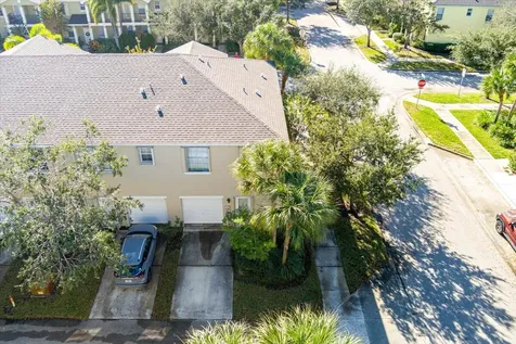 2177 Se Destin Drive Port Saint Lucie FL 34952