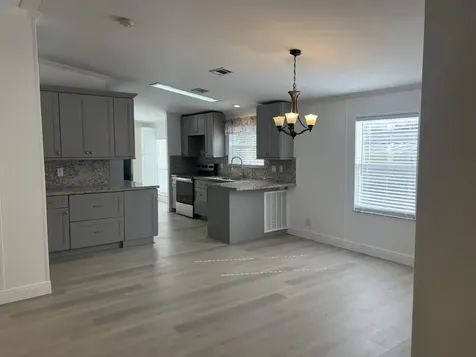 6761 Nw 45th Avenue Coconut Creek FL 33073