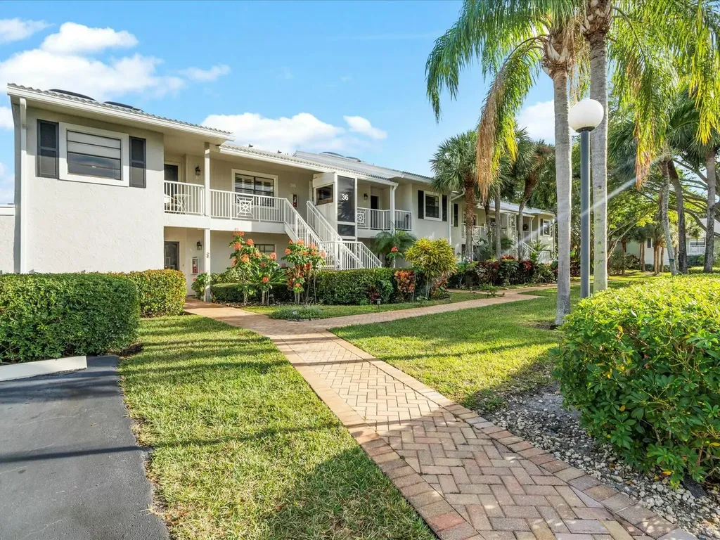 36 Eastgate Drive Boynton Beach FL 33436