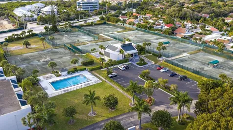 1605 S Us Highway 1 Jupiter FL 33477