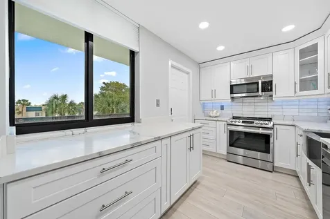 1605 S Us Highway 1 Jupiter FL 33477