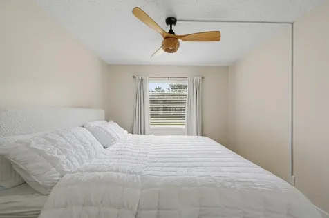 3648 N University Drive Coral Springs FL 33065