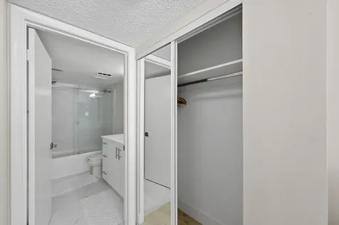 3648 N University Drive Coral Springs FL 33065