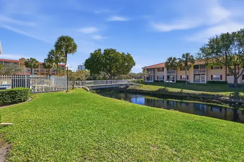 3648 N University Drive Coral Springs FL 33065