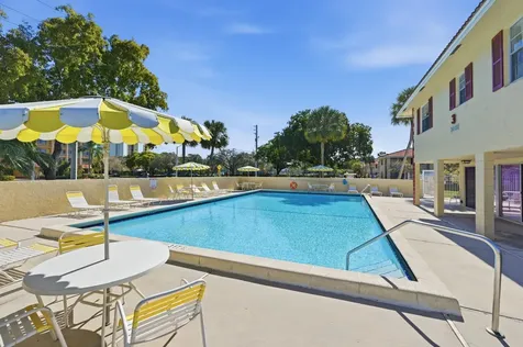 3648 N University Drive Coral Springs FL 33065
