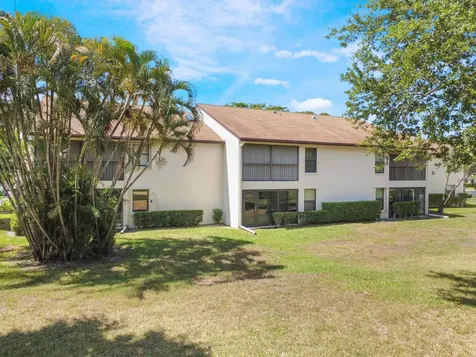 3349 Lucerne Park Drive Greenacres FL 33467
