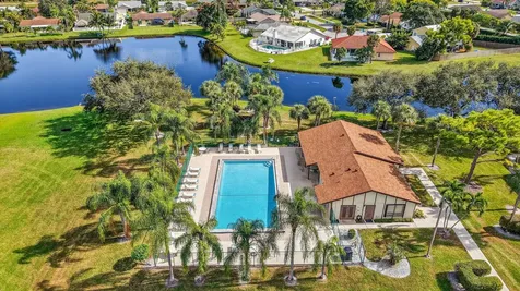 28 Via De Casas Norte Boynton Beach FL 33426