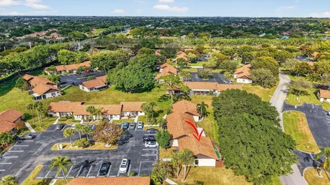 28 Via De Casas Norte Boynton Beach FL 33426