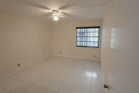 251 Piedmont F Delray Beach FL 33484