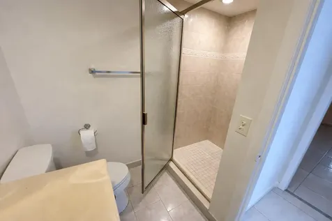 251 Piedmont F Delray Beach FL 33484
