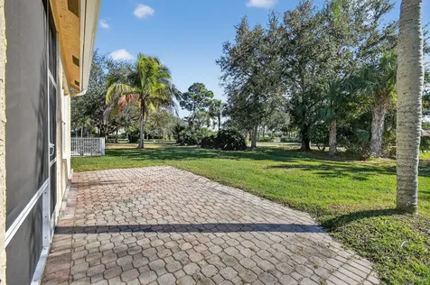 408 Sw Horseshoe Bay Saint Lucie West FL 34986