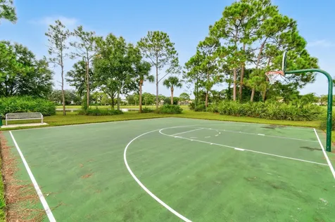 408 Sw Horseshoe Bay Saint Lucie West FL 34986